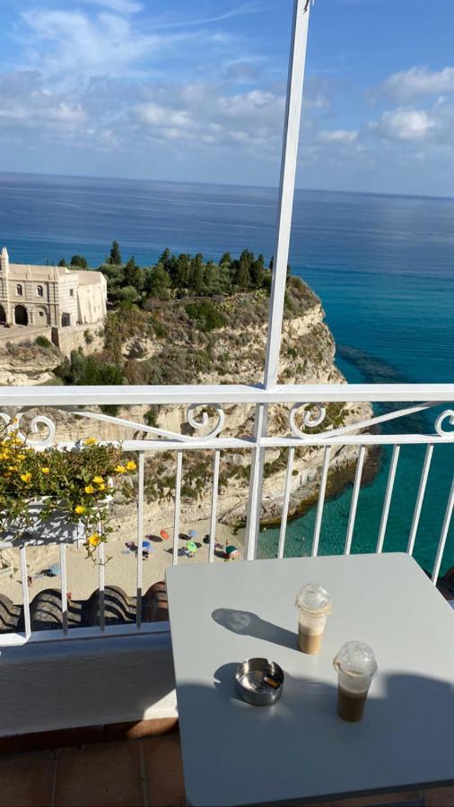 Bluemind Hotell Tropea Exteriör bild