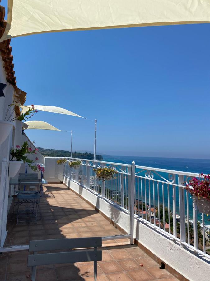 Bluemind Hotell Tropea Exteriör bild